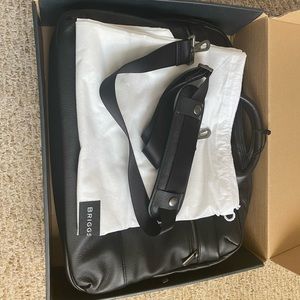 Briggs & Riley Leather Medium Brief